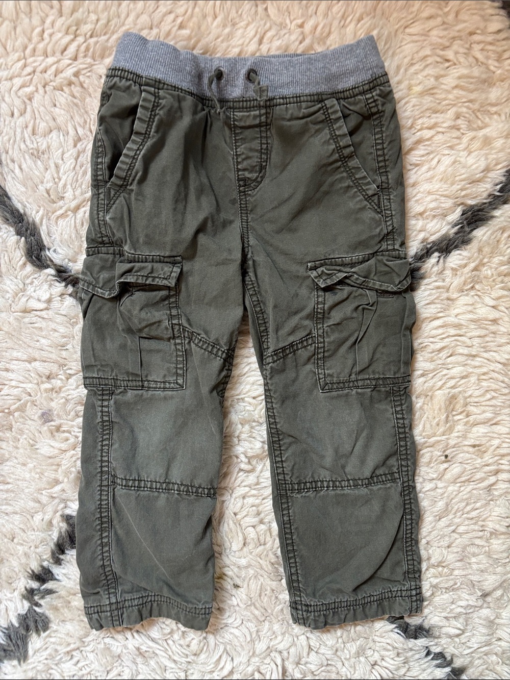 Hanna Andersson Cargo Pants with Knit Waist - Picture 3 of 17